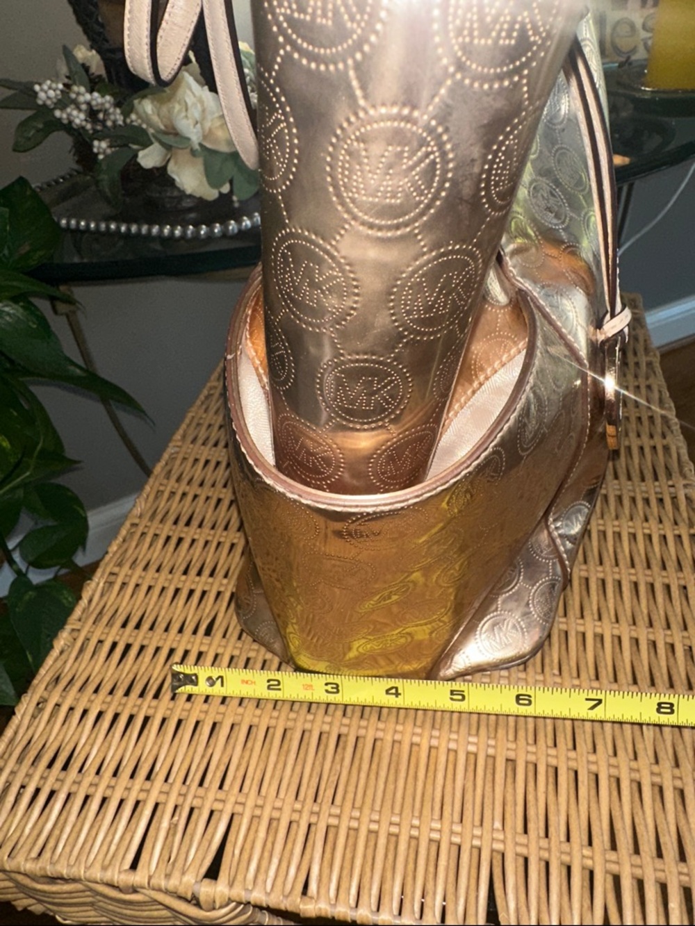 Michael Kors  Gold Embossed MK Signature Tote excellent condition - Picture 13 of 13